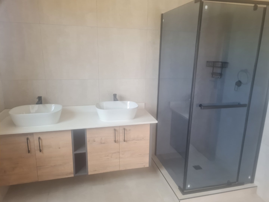 3 Bedroom Property for Sale in Somerton Estate Free State